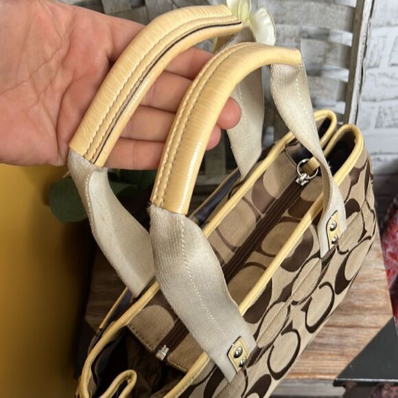 F14878 Coach Daisy Signature Collection Tote Bag Purse - Picture 7 of 10